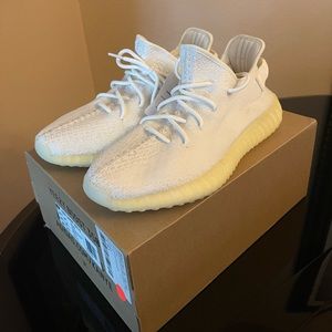 Yeezy Boost 350 V2